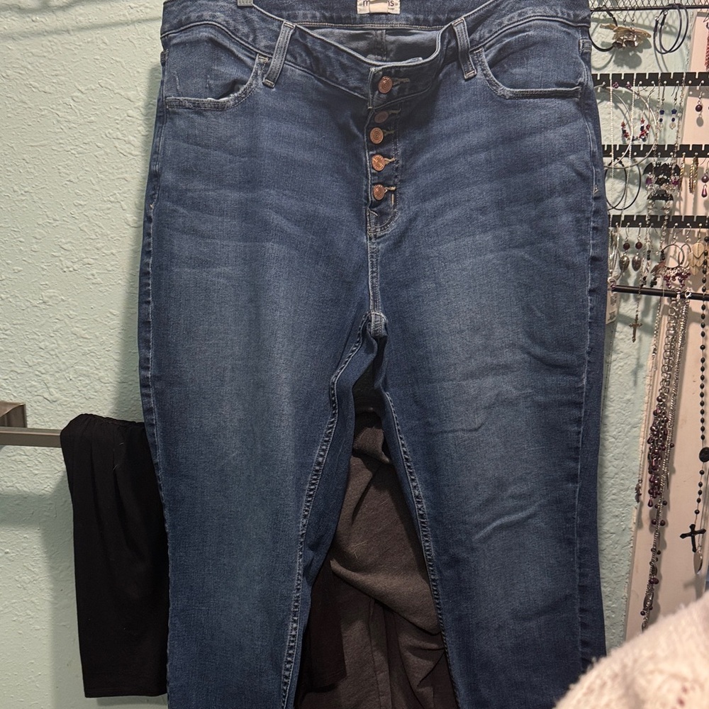 Maurices High Rise Jeans in Deep Blue